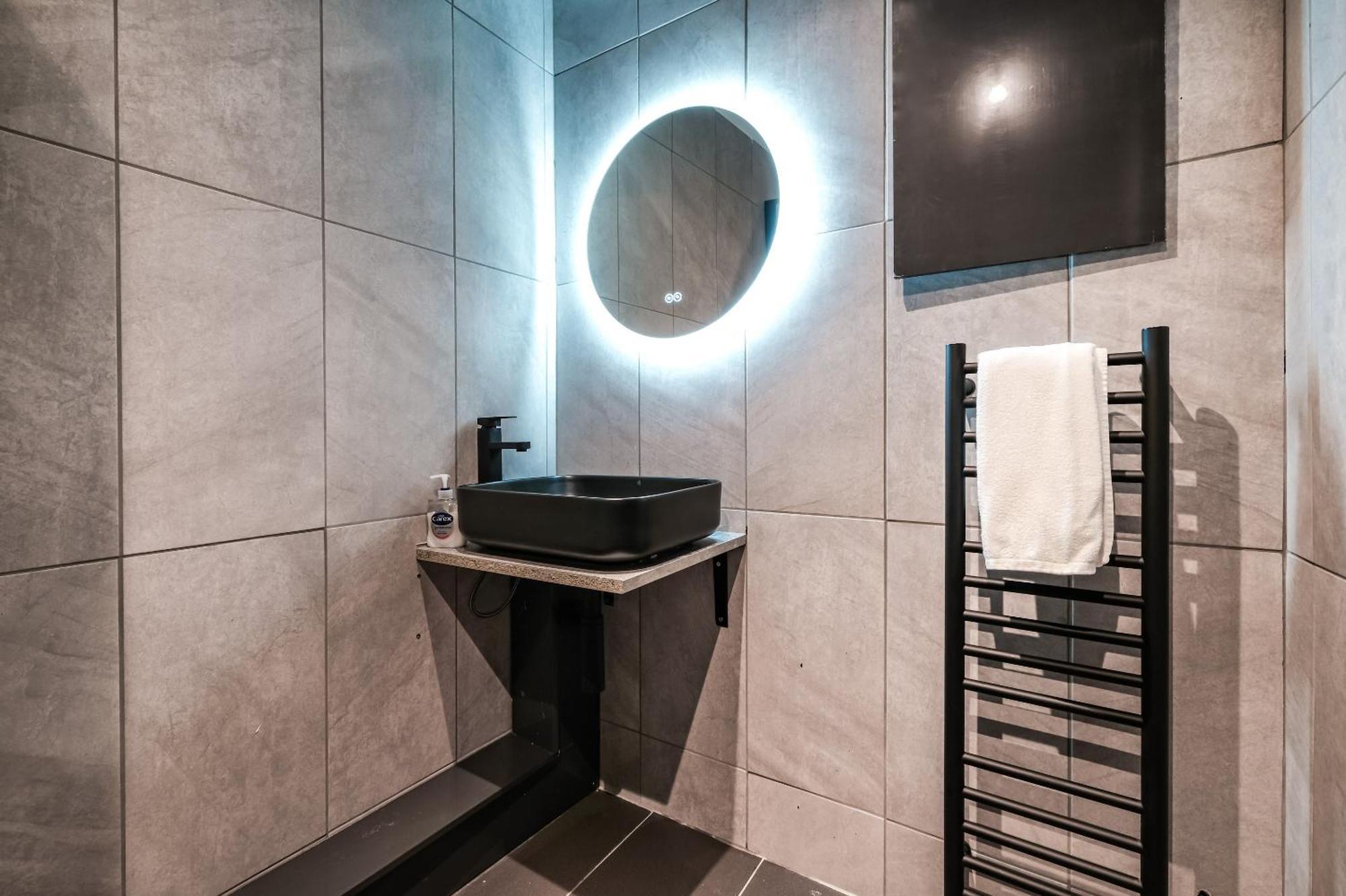 런던 Piccadilly Dreams 1Br Sleep 4 Retreat Vrf 아파트 외부 사진